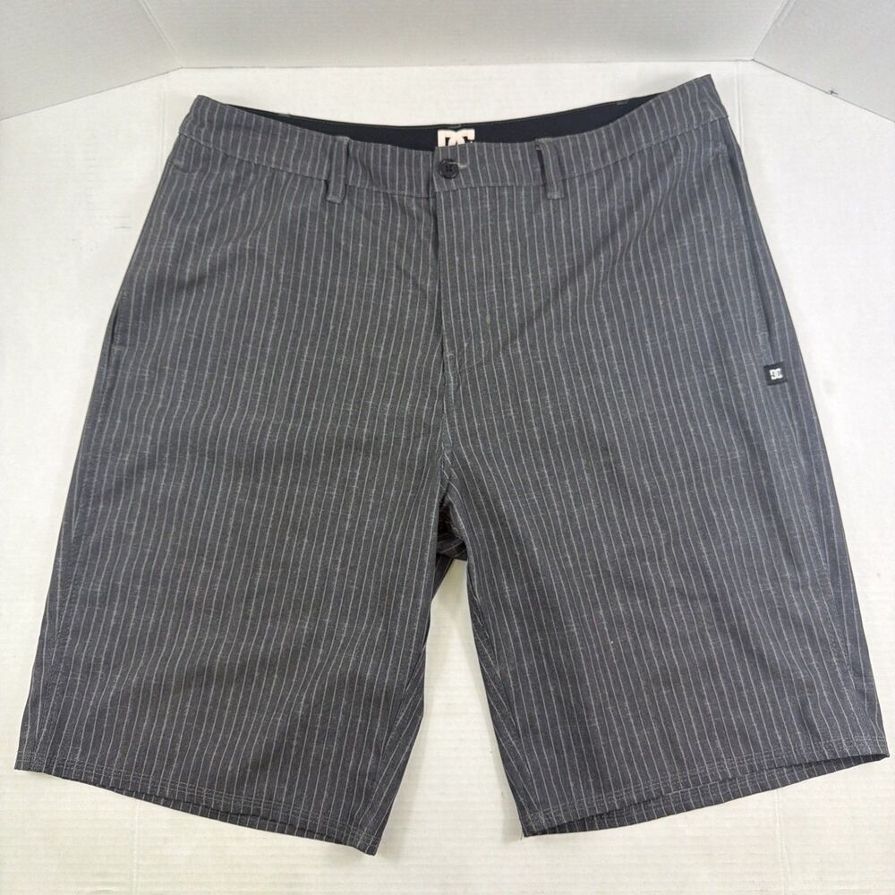 DC Shoes Pinstripe Shorts Mens 36 Gray Y2K Skate Chino Pockets